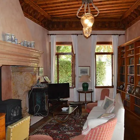Villa Sleeps 16 Air Con Wifi *