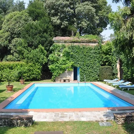 Sleeps 16 Air Con Wifi Villa Este
