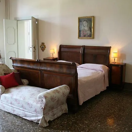 Villa Sleeps 16 Air Con Wifi *