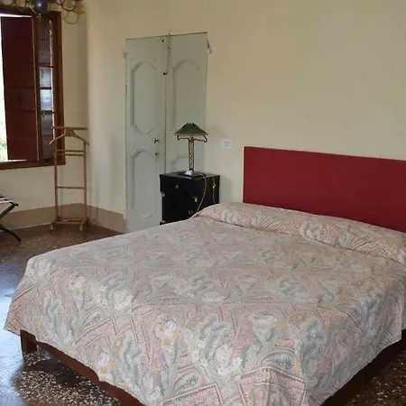 Sleeps 16 Air Con Wifi Villa Este